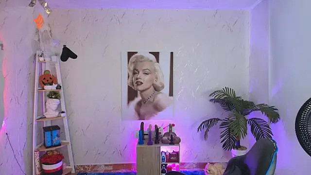 SALOOMEE   online show from 04-12-26, 12:10