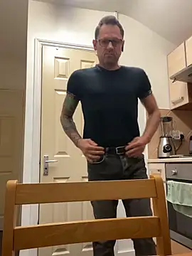 Yourhotboy 42 online show from 02-06-25, 09:06