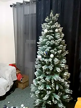 Yourhotboy 42 online show from 11-29-25, 06:00