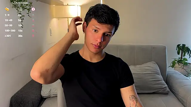 Alexxblue online show from 11-14-25, 07:01