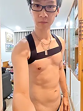 horny slavedog online show from 09-25-25, 07:06