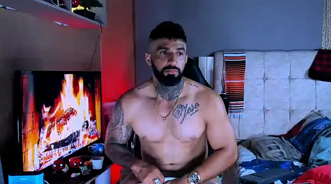 naugthy dominant online show from 12-02-24, 04:31