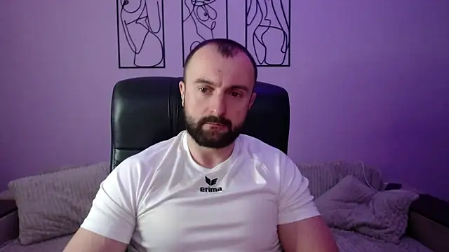 brindlefly6969 online show from 04-07-26, 10:48