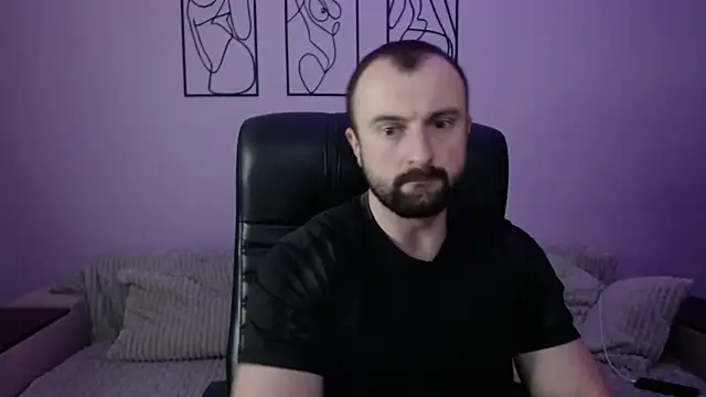 brindlefly6969 online show from 04-21-26, 10:43