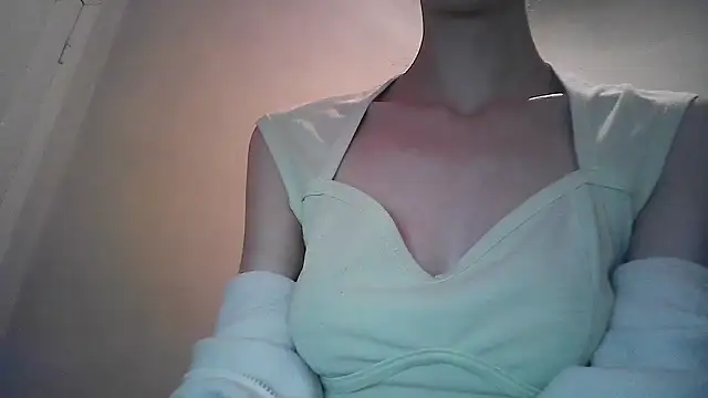 ElizaSwon online show from 09-11-25, 04:18