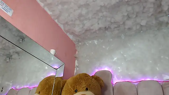 puca ebony online show from 02-03-25, 07:42