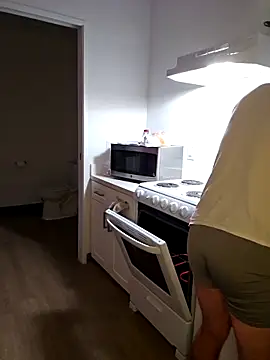 Iliketocooksquirt25 online show from 03-10-25, 07:42