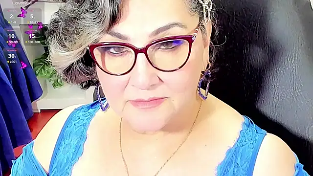 Snapshot of cataleya_mom chatting on 02-09-26, 03:32 cataleya mom online show from 02-09-26, 03:32