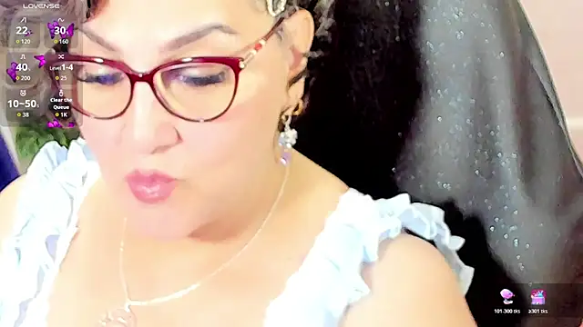 Snapshot of cataleya_mom chatting on 02-14-26, 02:47 cataleya mom online show from 02-14-26, 02:47