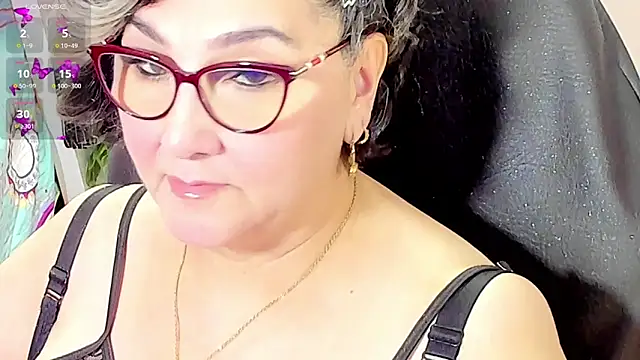 Snapshot of cataleya_mom chatting on 02-24-26, 01:25 cataleya mom online show from 02-24-26, 01:25