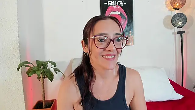 Jessica Herrera  online show from 09-23-25, 09:07