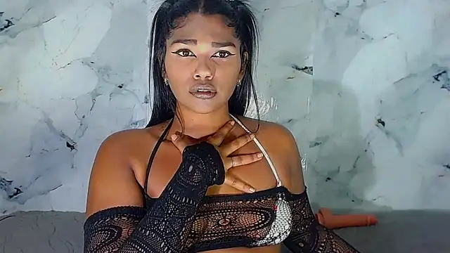 Snapshot of Sexykitten147 chatting on 07-27-26, 11:01 Sexykitten147 online show from 07-27-26, 11:01