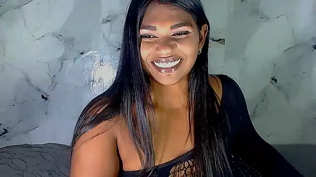 Snapshot of Sexykitten147 chatting on 08-06-26, 11:17 Sexykitten147 online show from 08-06-26, 11:17