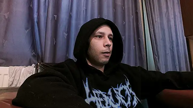 Snapshot of henryaxe chatting on 01-14-25, 10:06 henryaxe online show from 01-14-25, 10:06