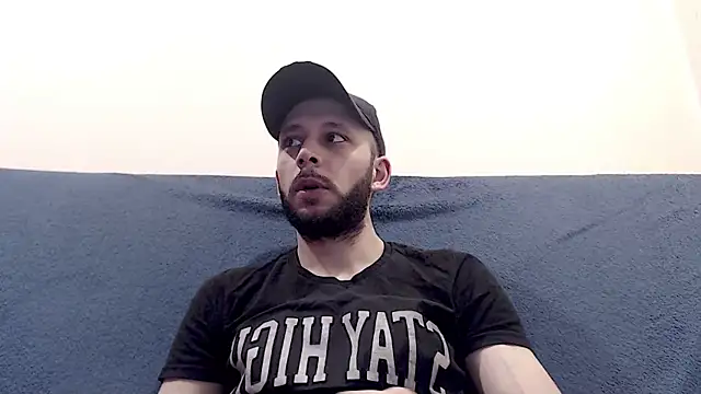 Snapshot of henryaxe chatting on 03-07-25, 06:00 henryaxe online show from 03-07-25, 06:00