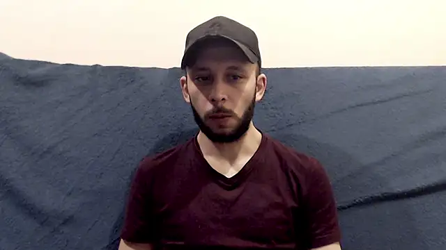 Snapshot of henryaxe chatting on 03-09-25, 11:56 henryaxe online show from 03-09-25, 11:56