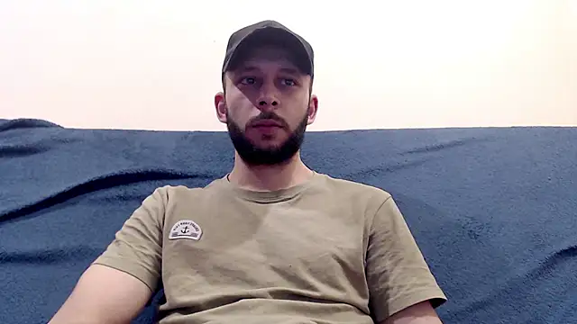 Snapshot of henryaxe chatting on 03-11-25, 11:12 henryaxe online show from 03-11-25, 11:12