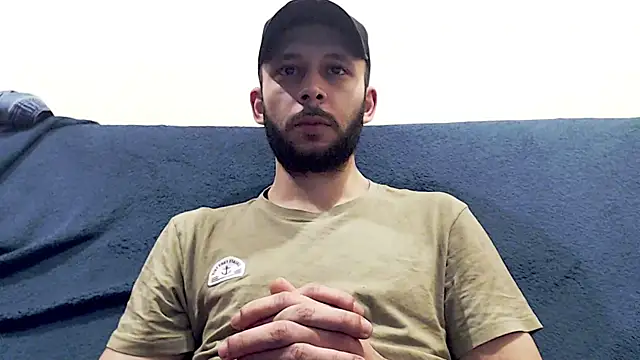 Snapshot of henryaxe chatting on 03-11-25, 05:35 henryaxe online show from 03-11-25, 05:35