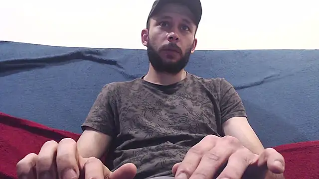 Snapshot of henryaxe chatting on 03-16-25, 08:10 henryaxe online show from 03-16-25, 08:10