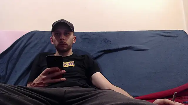 Snapshot of henryaxe chatting on 03-16-25, 04:34 henryaxe online show from 03-16-25, 04:34