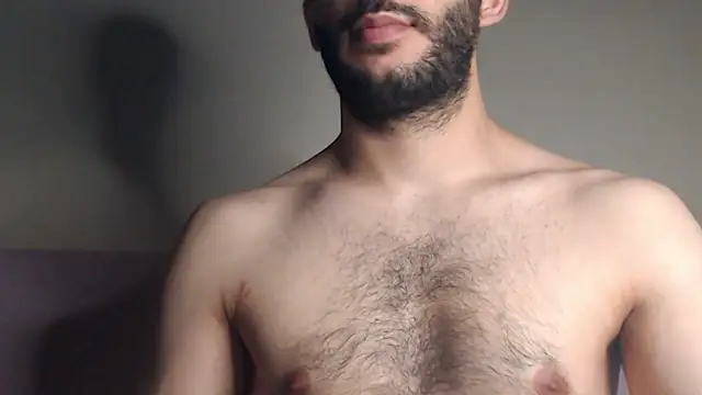 Snapshot of henryaxe chatting on 09-12-25, 05:57 henryaxe online show from 09-12-25, 05:57