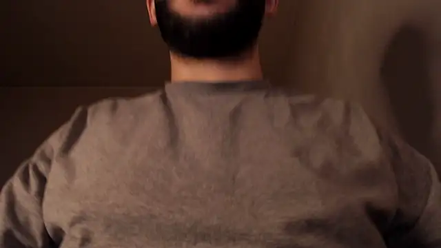 Snapshot of henryaxe chatting on 10-26-25, 07:36 henryaxe online show from 10-26-25, 07:36