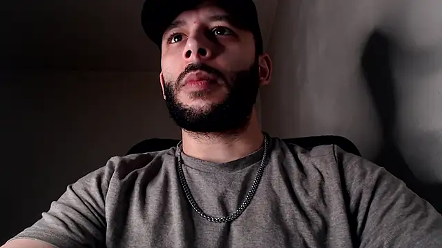 Snapshot of henryaxe chatting on 12-01-25, 02:22 henryaxe online show from 12-01-25, 02:22