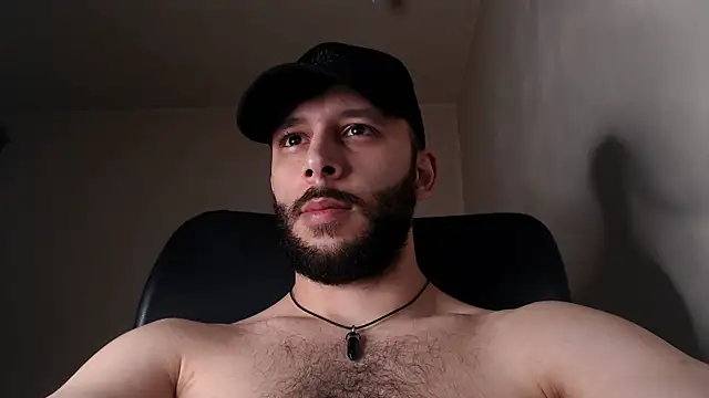 Snapshot of henryaxe chatting on 12-02-25, 02:28 henryaxe online show from 12-02-25, 02:28