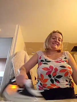 lady charlyne online show from 12-09-24, 02:06