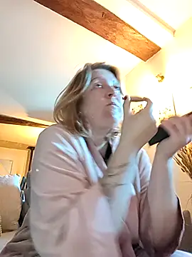 lady charlyne online show from 09-09-25, 06:24