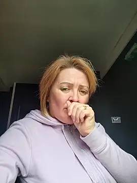 lady charlyne online show from 03-25-26, 03:29