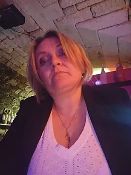 Snapshot of lady_charlyne chatting on 05-15-26, 07:43 lady charlyne online show from 05-15-26, 07:43