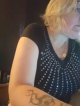 lady charlyne online show from 08-04-26, 04:42