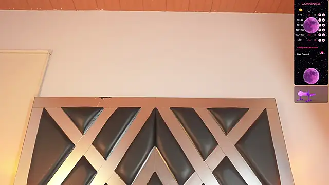 Sofia Cooper  online show from 11-03-25, 07:48