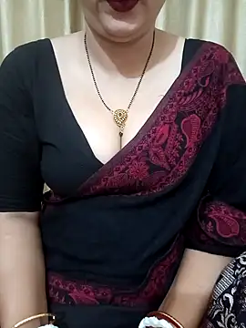 Snapshot of Priya_Boudi chatting on 01-12-25, 04:50 Priya Boudi online show from 01-12-25, 04:50