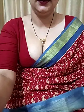 Snapshot of Priya_Boudi chatting on 01-25-25, 04:35 Priya Boudi online show from 01-25-25, 04:35