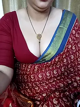 Snapshot of Priya_Boudi chatting on 02-04-25, 04:29 Priya Boudi online show from 02-04-25, 04:29