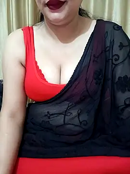 Snapshot of Priya_Boudi chatting on 02-06-25, 05:30 Priya Boudi online show from 02-06-25, 05:30