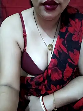 Snapshot of Priya_Boudi chatting on 03-10-25, 07:29 Priya Boudi online show from 03-10-25, 07:29