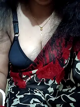 Snapshot of Priya_Boudi chatting on 09-15-25, 06:30 Priya Boudi online show from 09-15-25, 06:30