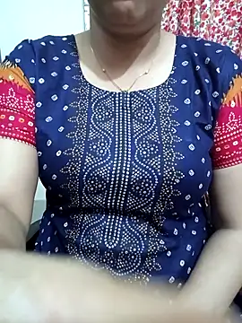 Snapshot of Priya_Boudi chatting on 10-16-25, 06:09 Priya Boudi online show from 10-16-25, 06:09