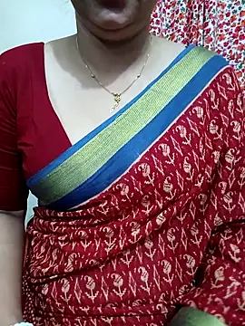 Snapshot of Priya_Boudi chatting on 11-06-25, 07:04 Priya Boudi online show from 11-06-25, 07:04