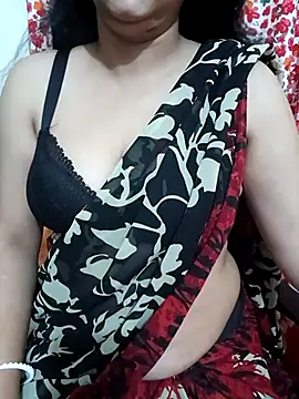 Snapshot of Priya_Boudi chatting on 11-29-25, 05:49 Priya Boudi online show from 11-29-25, 05:49