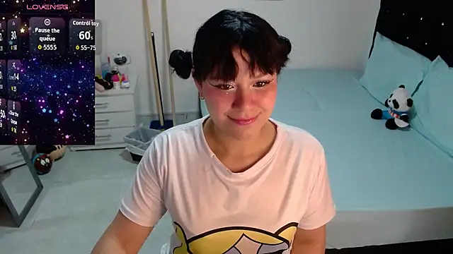Snapshot of soniafuckboobs chatting on 07-21-26, 01:02 soniafuckboobs online show from 07-21-26, 01:02