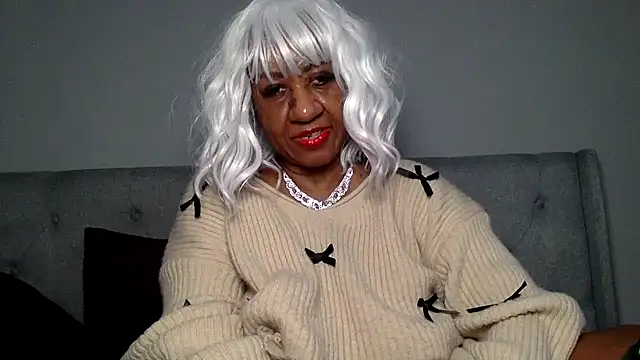 BreanaDivine online show from 01-05-25, 08:31