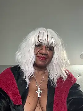 BreanaDivine online show from 02-28-25, 01:47