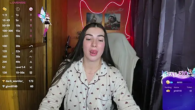 Fiery Brunette  online show from 12-22-24, 06:26