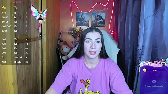 Fiery Brunette  online show from 01-10-25, 02:23