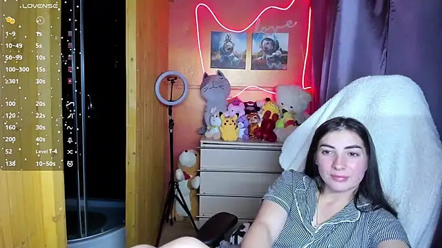 Snapshot of Fiery_Brunette_ chatting on 11-06-25, 05:14 Fiery Brunette online show from 11-06-25, 05:14