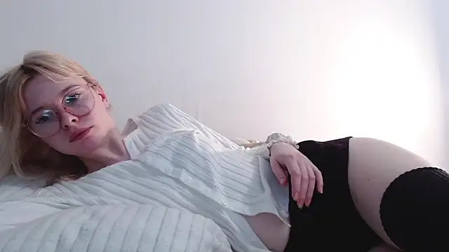 Snapshot of Sataobby chatting on 01-13-25, 11:06 Sataobby online show from 01-13-25, 11:06